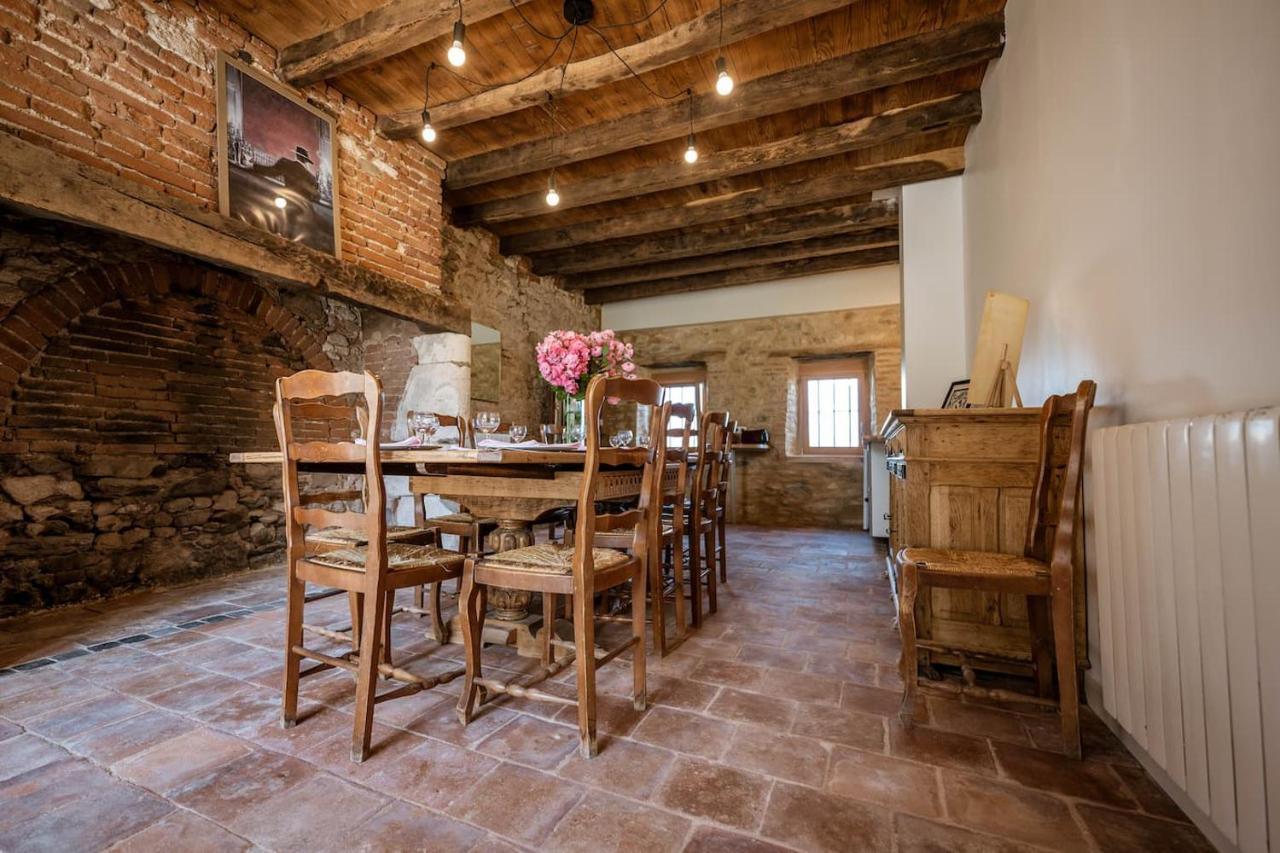Chambres Et Table D'Hotes - Les Jardins De La Longagne Saussenac Exteriör bild